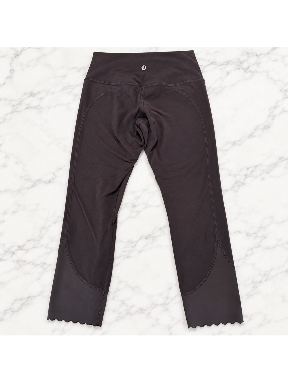 Lululemon Align Scalloped Hem High-Rise Crop 23” | Brown | Size 8